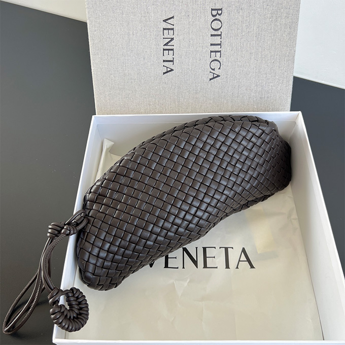 bottega veneta intrecciato woven twist knot wristlet clutch bag #867352